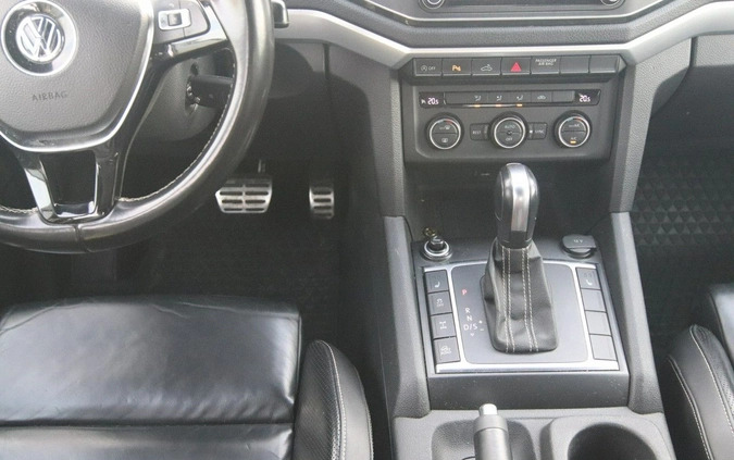 Volkswagen Amarok cena 158800 przebieg: 144000, rok produkcji 2019 z Młynary małe 191